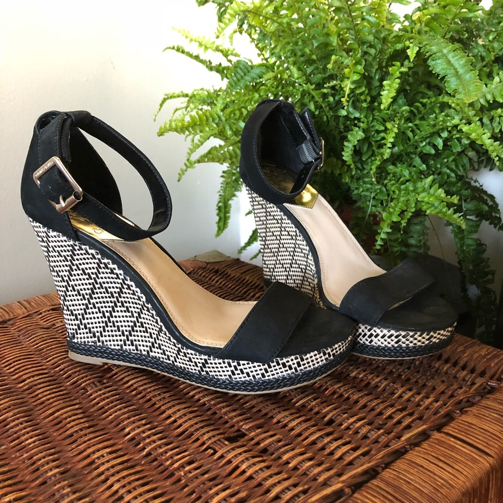 Vince Camuto Wedges